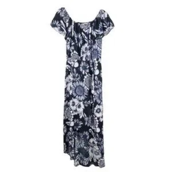 Band of Gypsies Dresses & Skirts - Band of Gypsies Black and White Ruffled Off-the-Shoulder Midi Dress